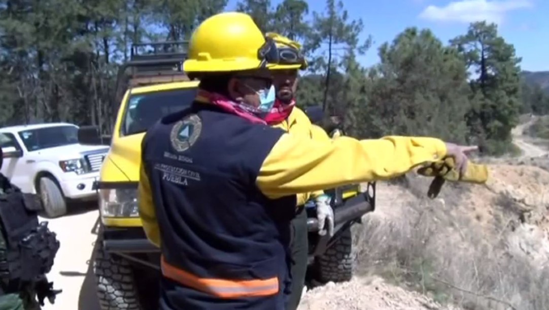 Liquidan en un 70% incendio en la montaña Malintizi, en los límites de Puebla y Tlaxcala