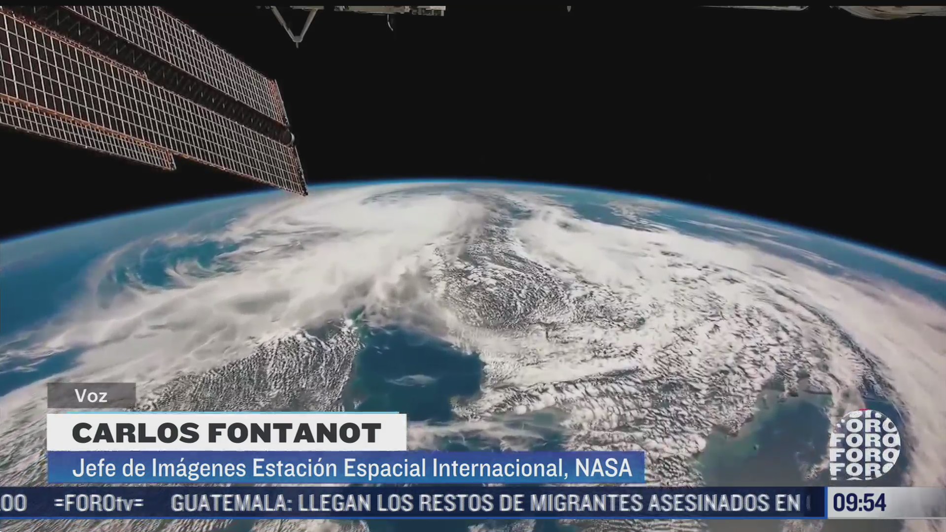 mexicano es guardian de millones de fotografias de la estacion espacial internacional