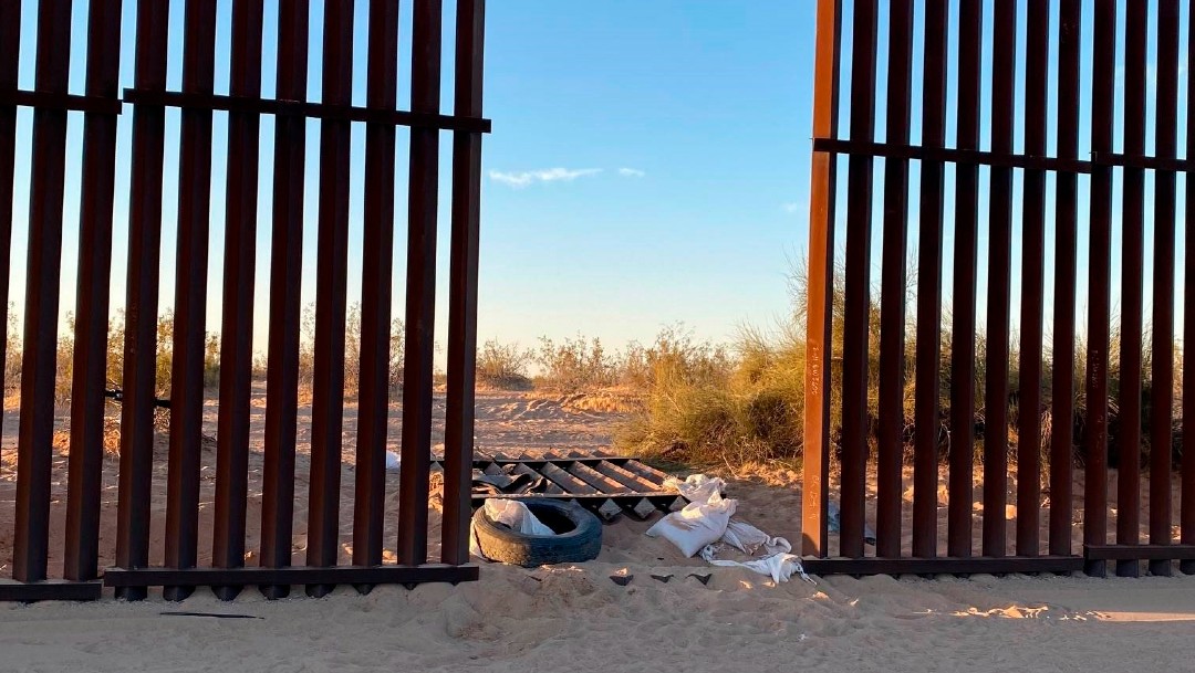 Migrantes que murieron en accidente en California cruzaron a EEUU por agujero en muro fronterizo
