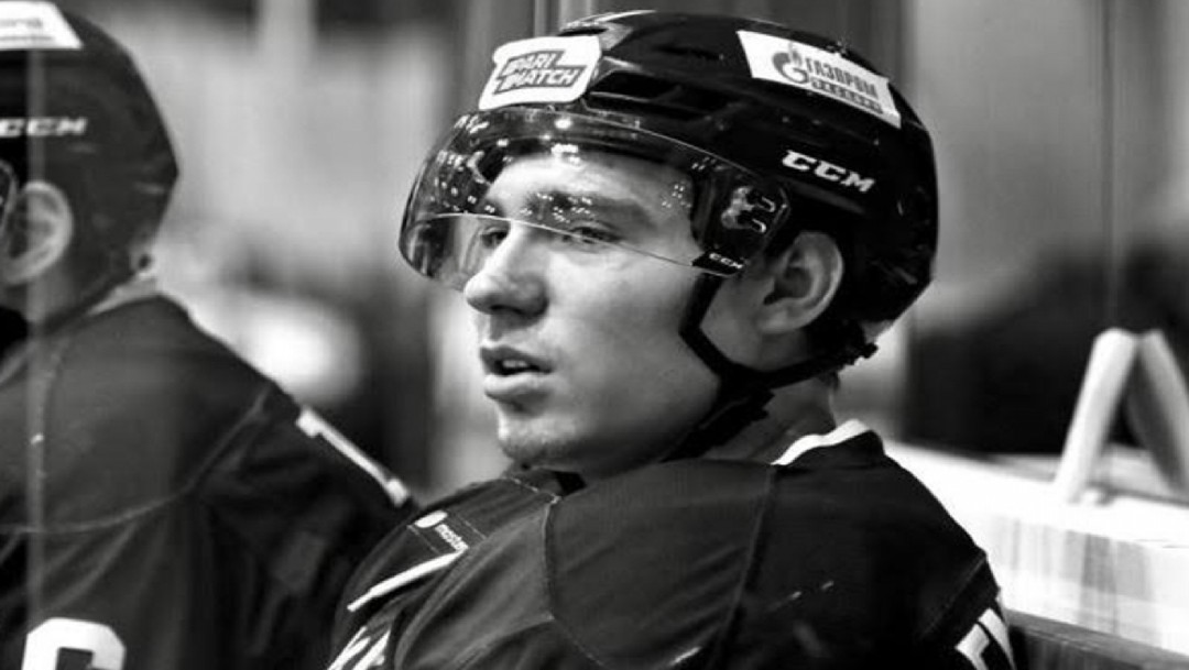 Muere jugador ruso de hockey tras ser golpeado por un puck