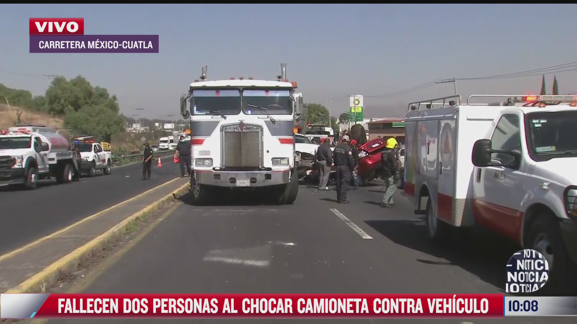 mueren dos personas tras chocar camioneta contra vehiculo en la mexico cuautla