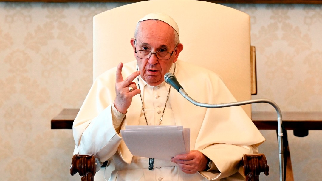Papa Francisco pide recordar en Semana Santa a víctimas de guerras y abortos