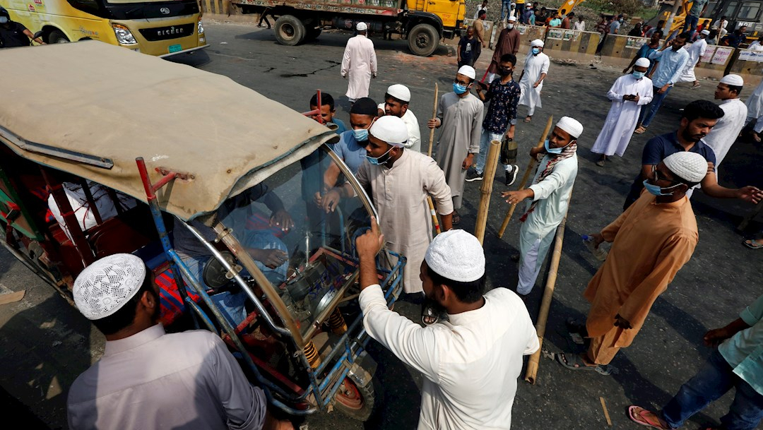 Las protestas han sido impulsadas por el grupo islamista Hefazat-e-Islam