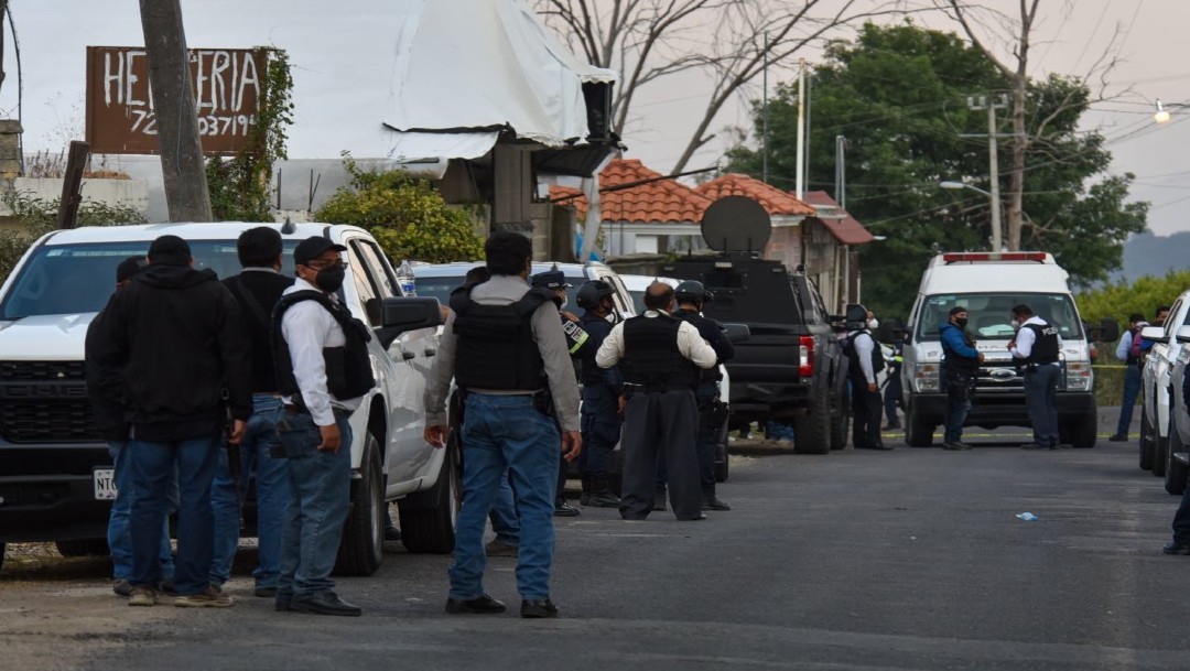 Revelan dos videos de la emboscada a policías que dejó 13 muertos en Coatepec Harinas