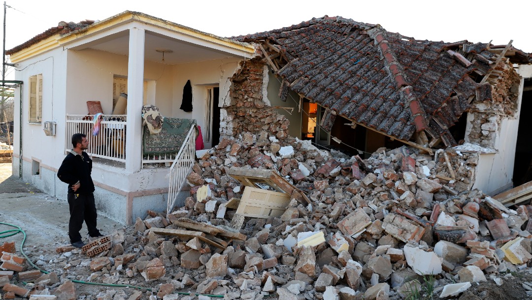 Sismo de magnitud 6.3 sacude el centro de Grecia. FOTO AP