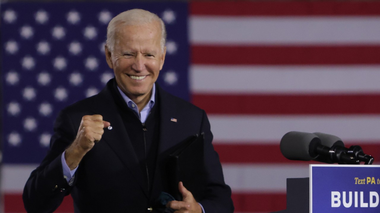 El 53% de los estadounidenses cree que Joe Biden hace bien su trabajo