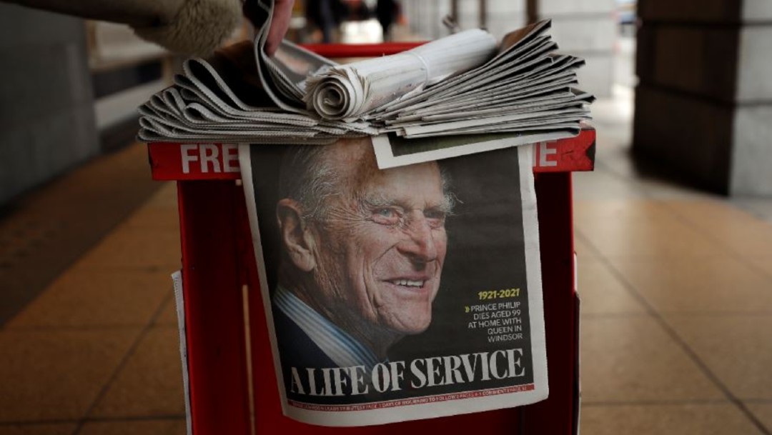 Diarios británicos anuncian la muerte del príncipe Felipe