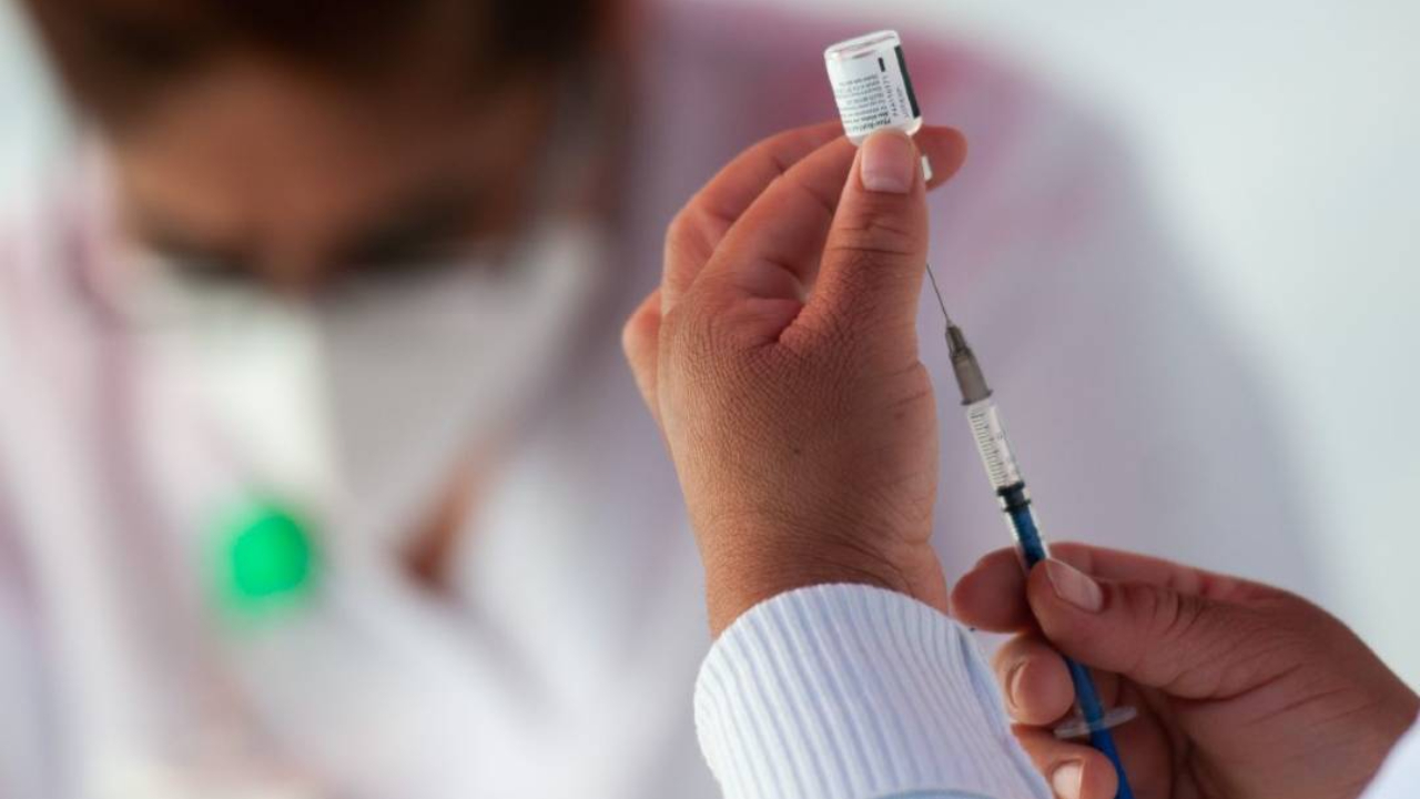 CanSino: Lo que se sabe sobre la vacuna aplicada a maestros