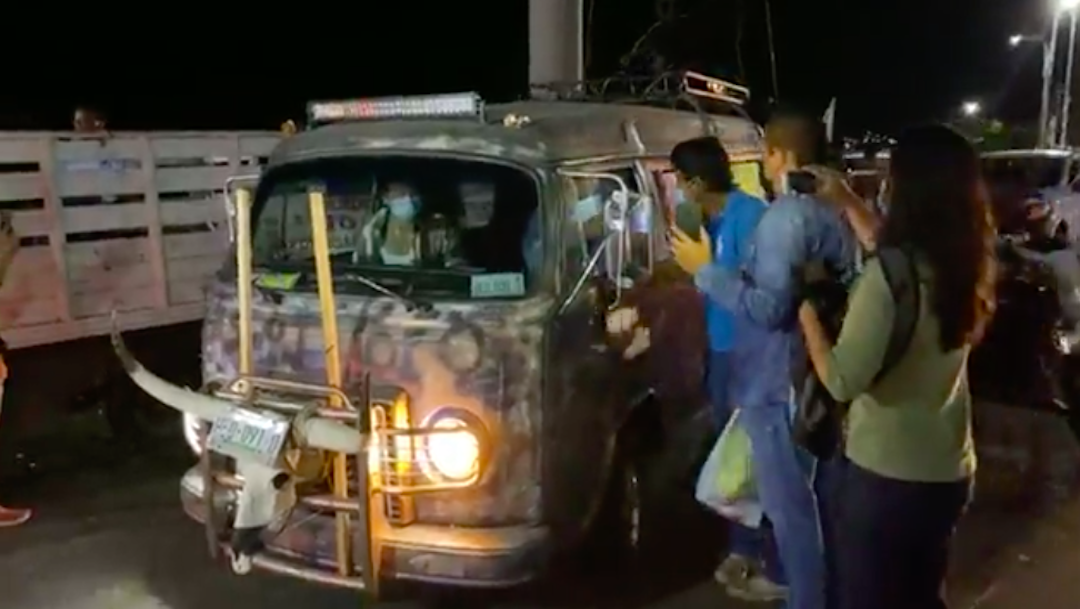 Félix Salgado Macedonio arranca caravana vehicular desde Acapulco hacia la CDMX