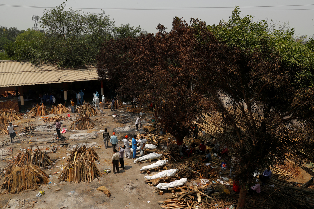 india-covid-crisis-fotos-cremaciones