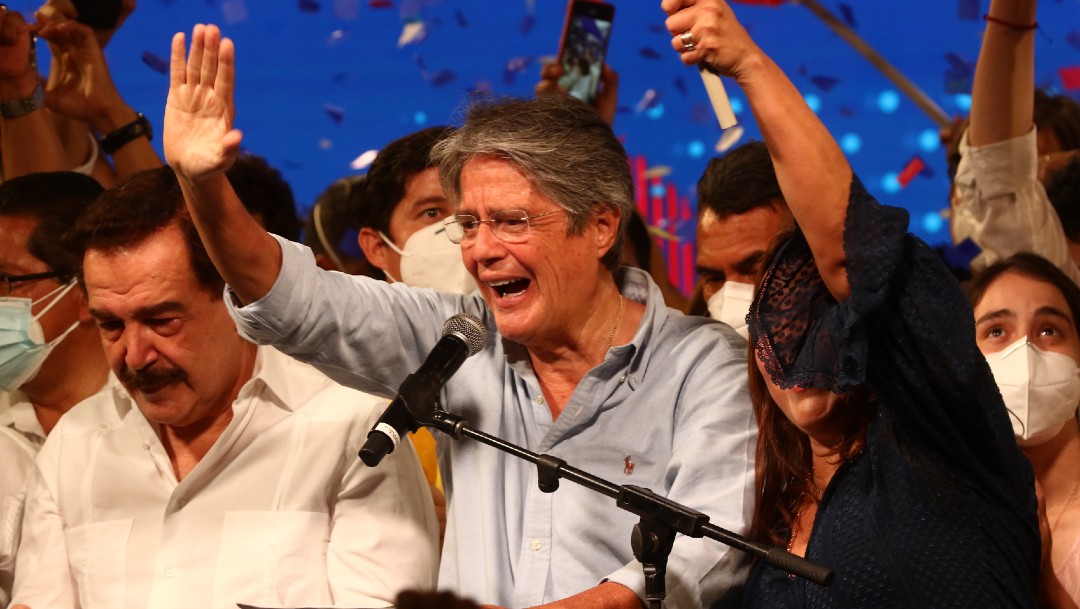 México felicita a Guillermo Lasso por ganar la presidencia de Ecuador
