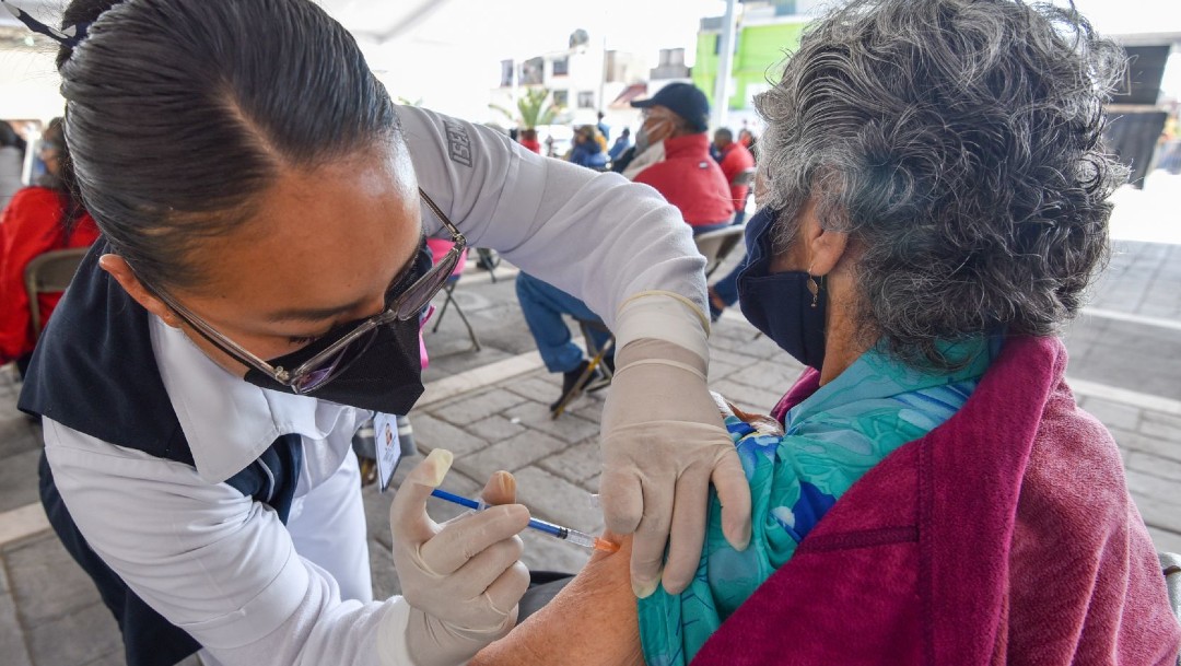 México suma 8 millones 334 mil 250 vacunados contra COVID-19