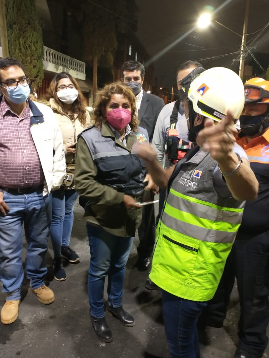 Muere mujer tras explosión en local de venta de oxígeno en Iztapalapa