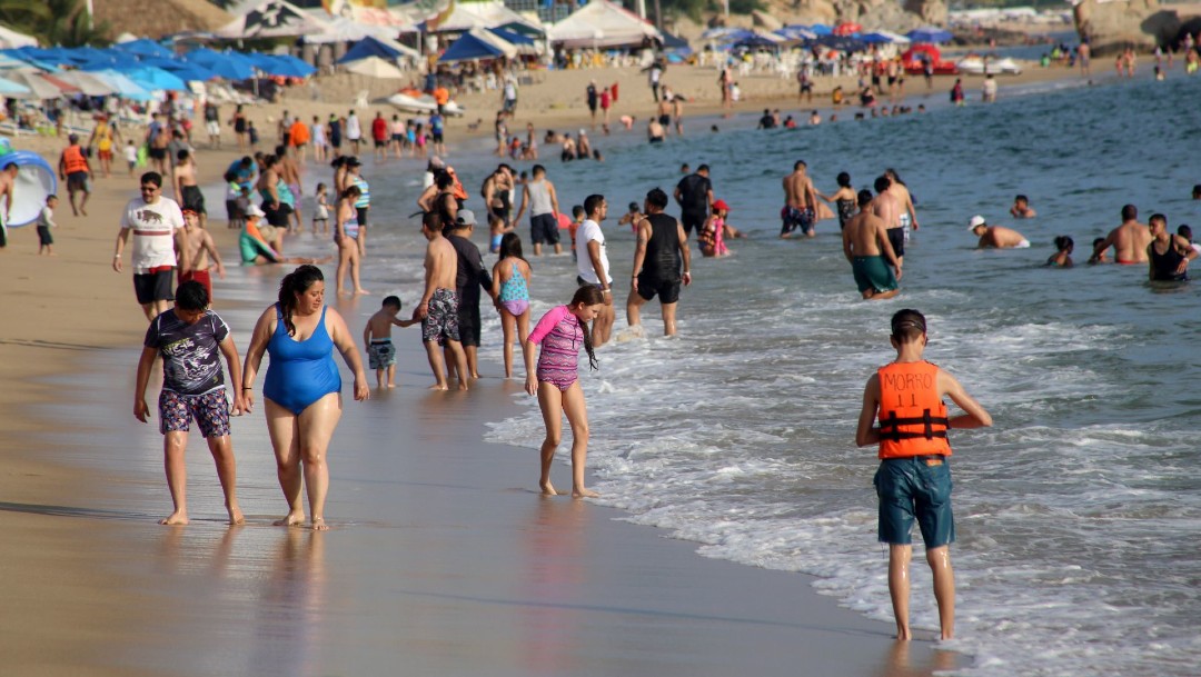 Ocupación hotelera sube al 90% en playas de Colima