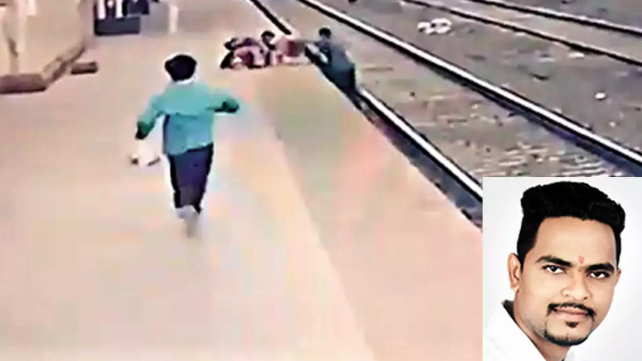 India, tren, rescates, heroe, captura de pantalla
