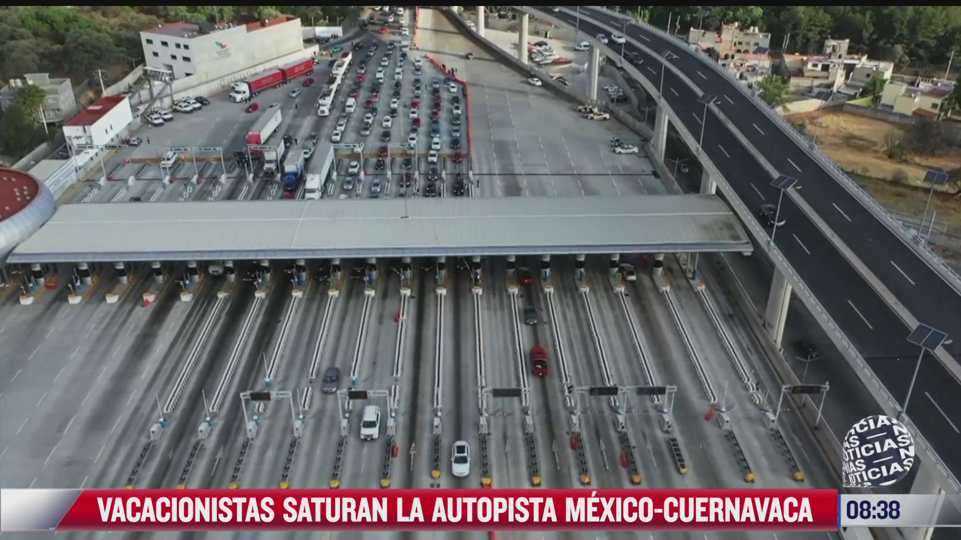 vacacionistas saturan la autopista mexico cuernavaca