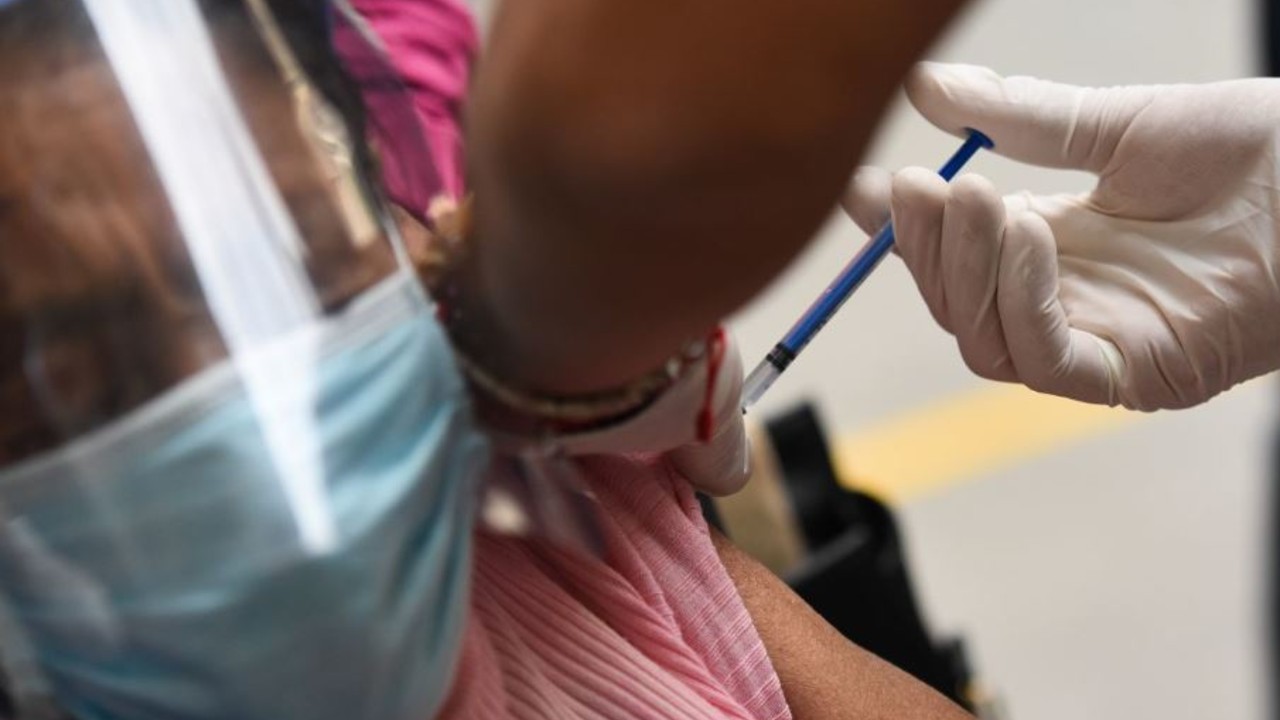 Vacunación contra COVID-19 en México