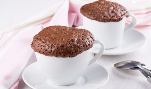 Día de las Madres: haz un mug cake de chocolate sin azúcar