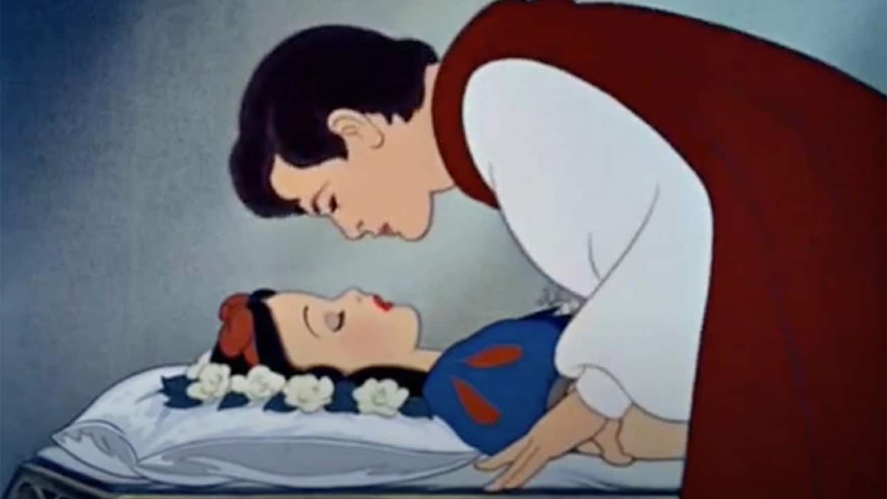 Blanca Nieves, beso, cancelación, Disney, captura de pantalla