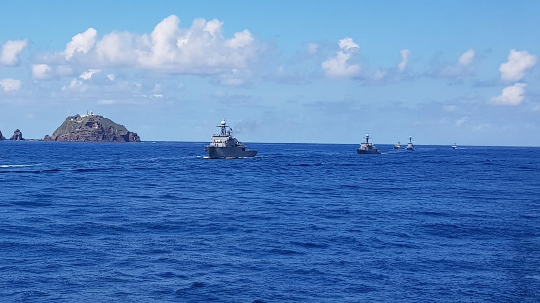 EEUU sigue 2 buques de guerra iraníes que podrían llegar a Venezuela