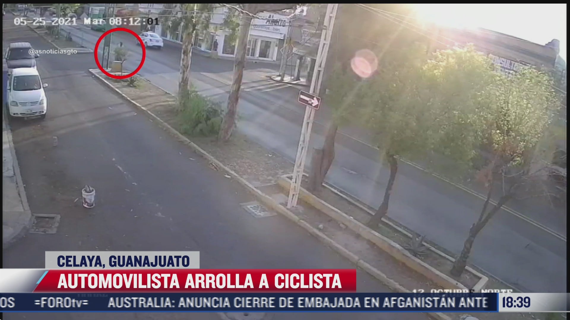 camara de vigilancia capta instante en que ciclista es atropellado en guanajuato