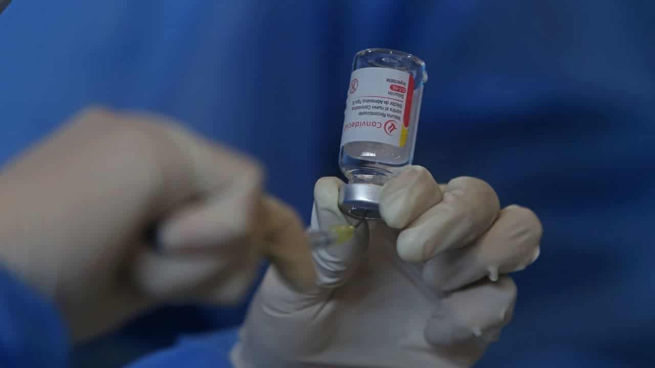 Cofepris retrasa liberación de vacunas CanSino, podría hacerse ajustes a calendario previsto