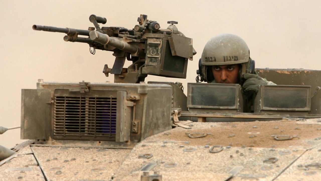 Ejército israelí emprende "ola de ataques" contra objetivos en Gaza