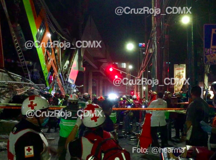 Cruz Roja comparte fotos de su ayuda en el desplome del Metro Olivos