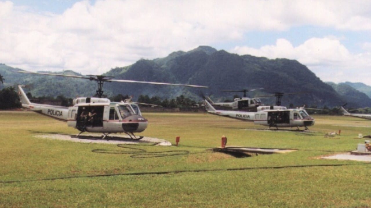Helicóptero en Perú (Twitter: @DefensaCom)