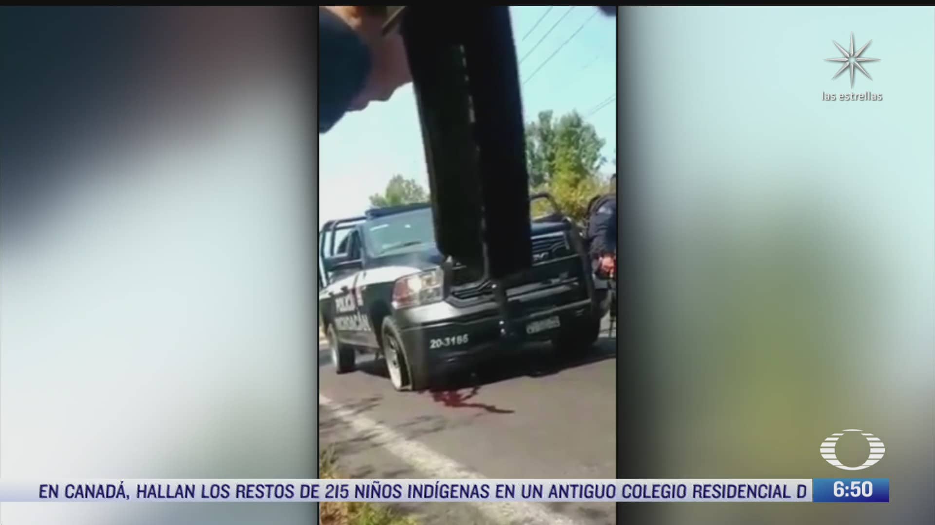 hombres armados atacan a policias en michoacan