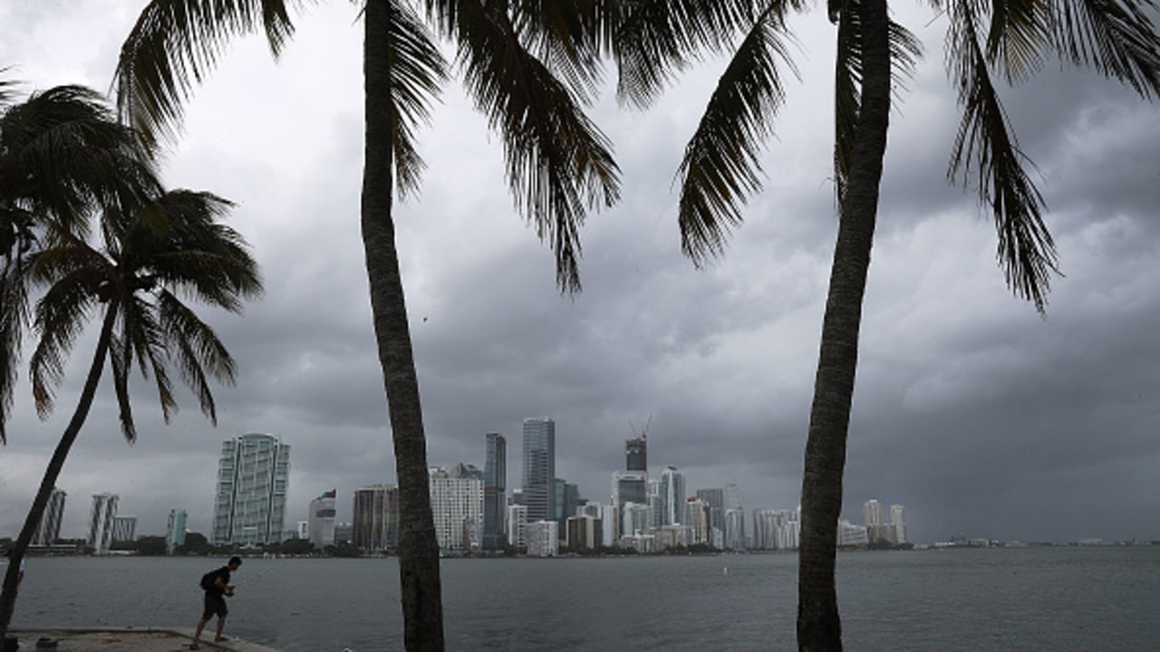 La temporada de huracanes en el Atlántico será activa pero menos intensa que en 2020
