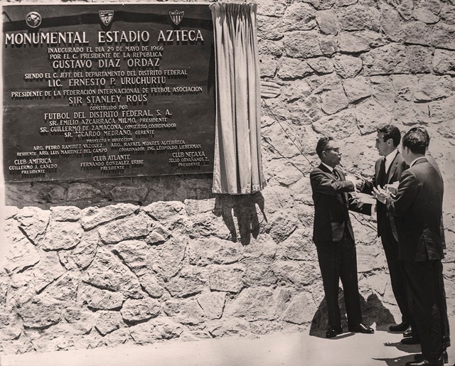 Inauguración del Estadio Azteca 1966