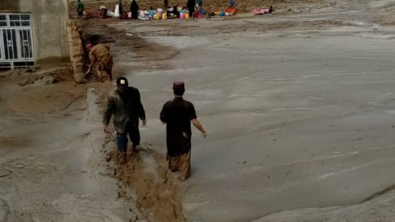 Inundaciones repentinas dejan 46 muertos en Afganistán