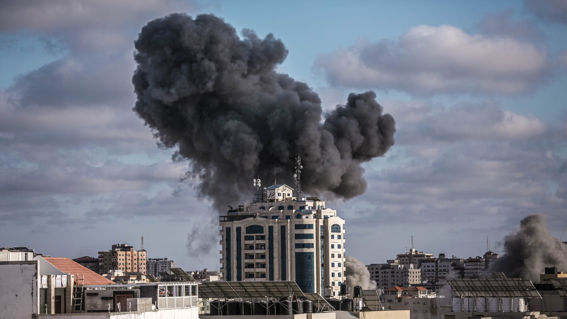 Israel y Gaza entran en segunda semana escalada bélica sin vistas de tregua