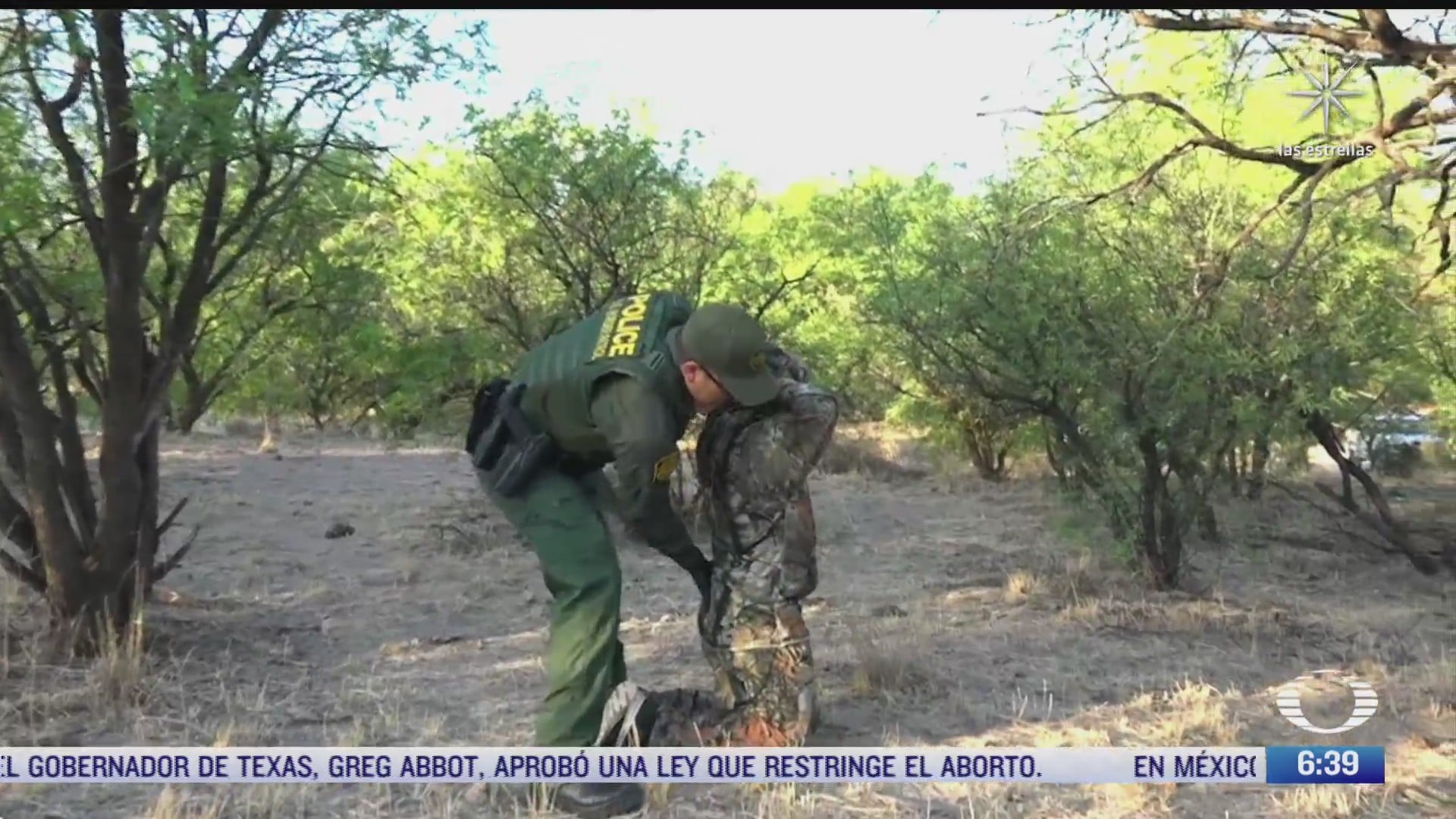 migrantes en arizona huyen de la patrulla fronteriza