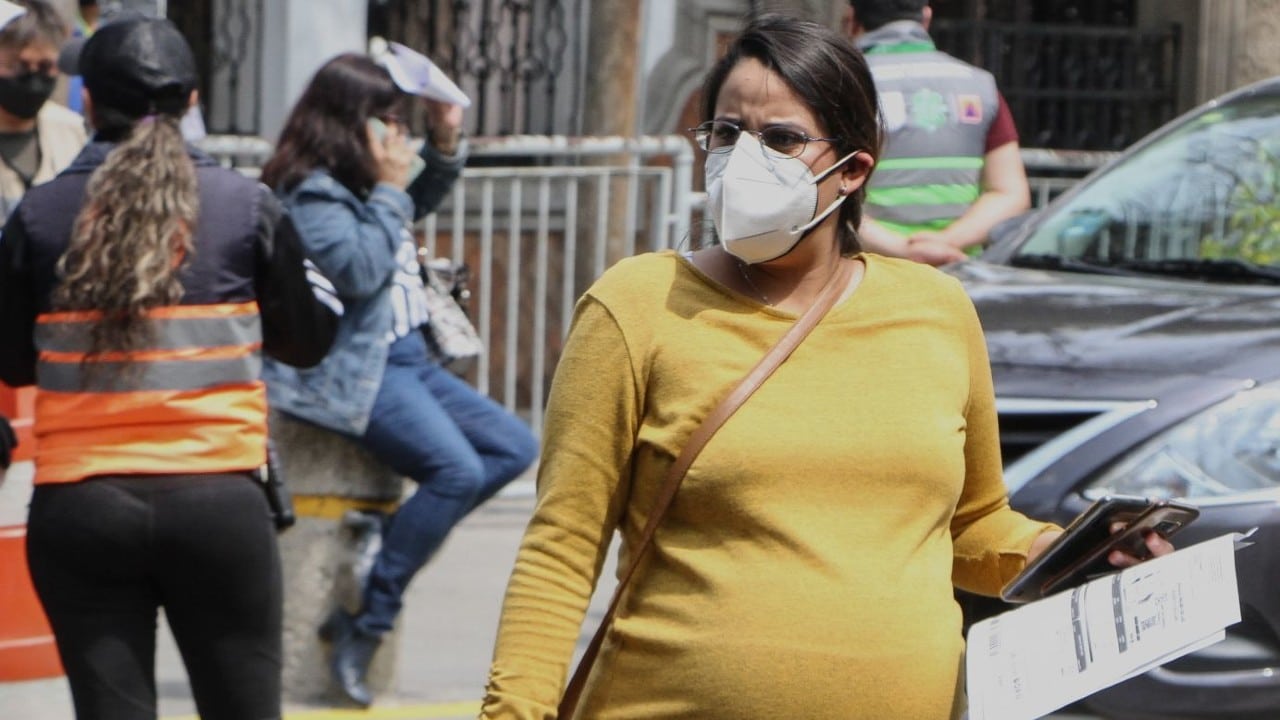 Mujeres embarazadas de América Latina, las más vulnerables al COVID-19: OPS