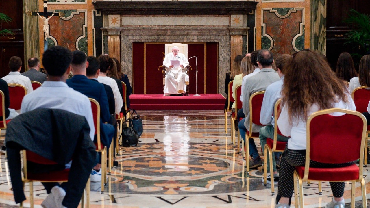 Papa Francisco pedirá a la Virgen Desatanudos que deshaga los 'nudos' de la pandemia COVID-19