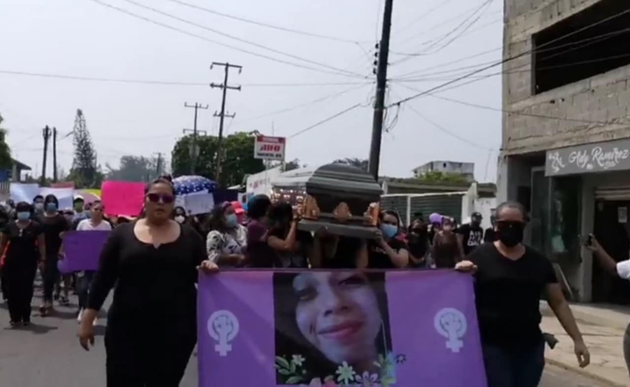 Itzel Dayana fue asesinada en su casa en Nanchital, Veracruz