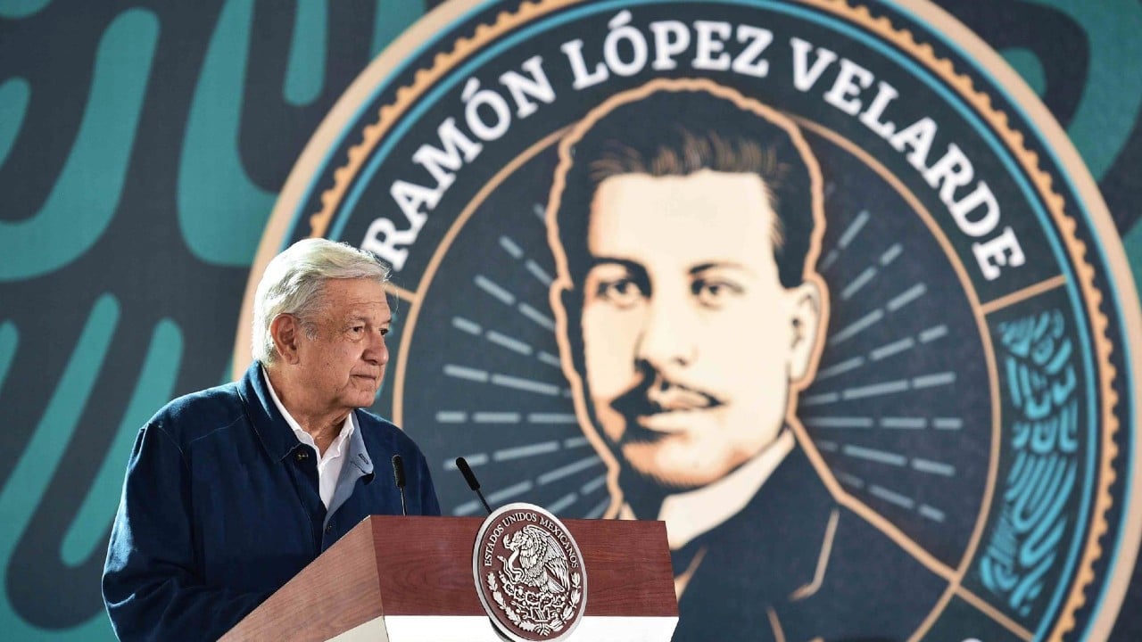 AMLO conmemora centenario luctuoso de Ramón López Velarde