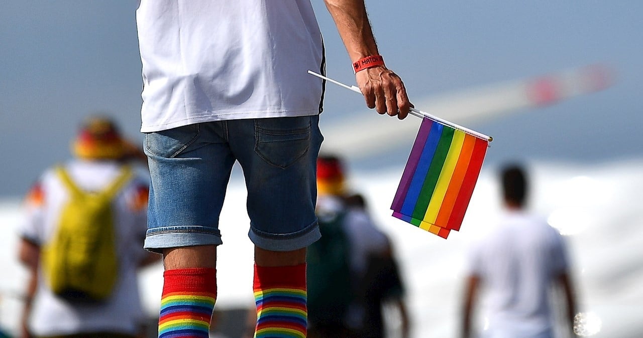 Presidente de Hungría firma ley contra la homosexualidad