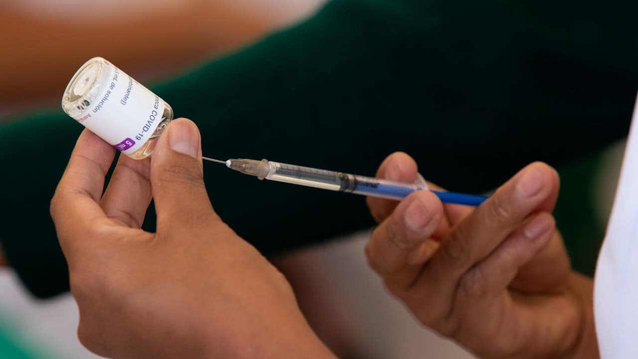 Inicia la vacunación para personas de 40 a 49 años en el Edomex