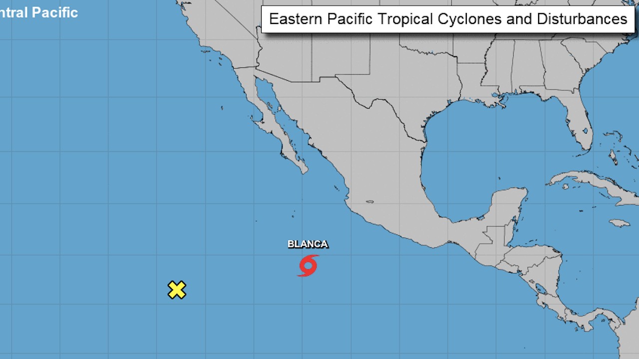 La tormenta tropical Blanca se aleja de las costas mexicanas