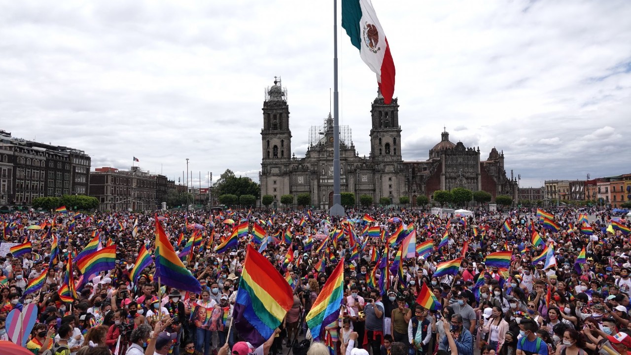 CDMX realiza la Marcha 43 del Orgullo LGBTTTI+ con miles de participantes