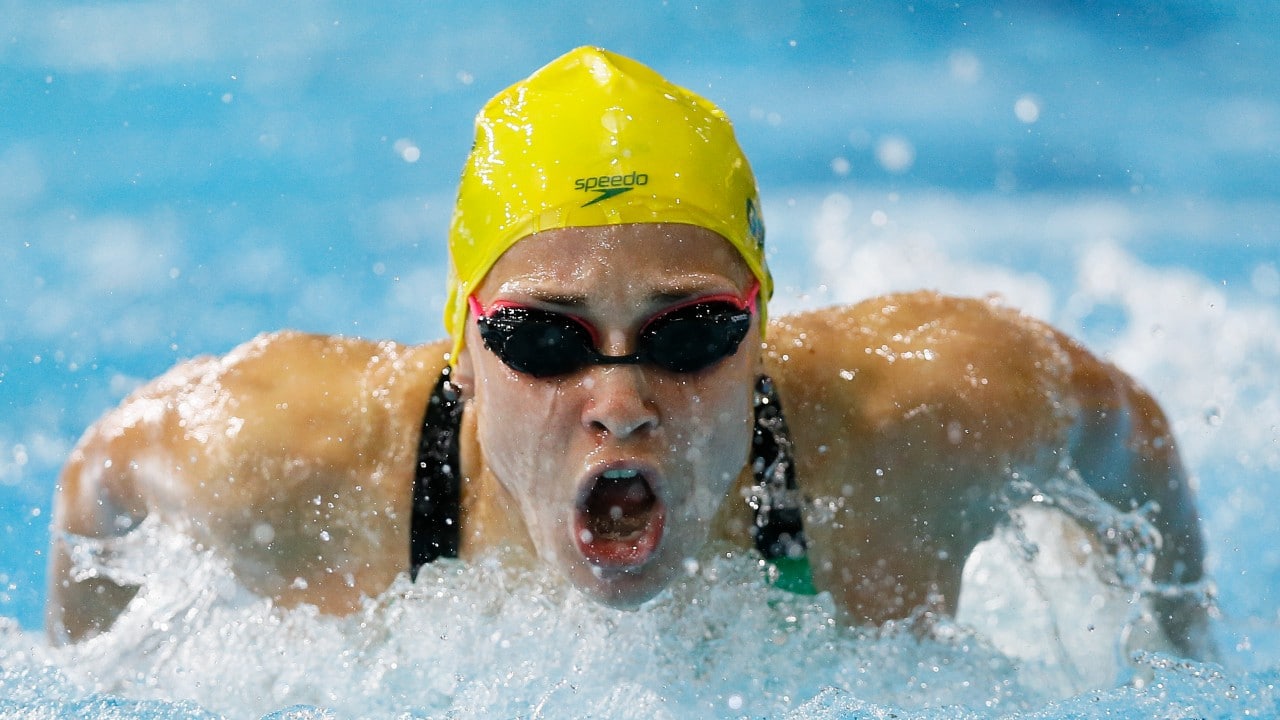 Nadadora Maddie Groves deja selección olímpica de Australia