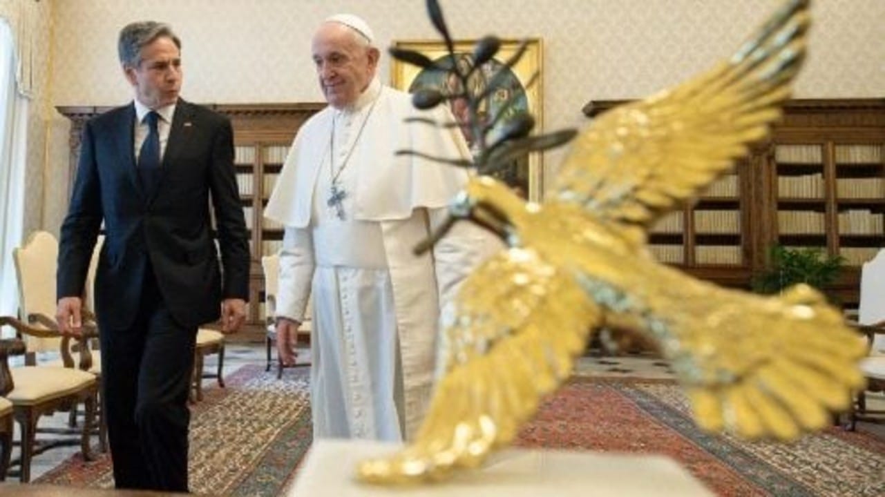 Papa Francisco recibe y conversa con Blinken, secretario de Estado de EEUU
