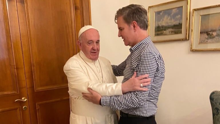 Papa Francisco se reúne con Juan Carlos Cruz, víctima de abusos