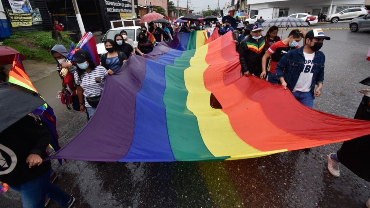 Realizan marcha de la diversidad en Chilpancingo, Guerrero; este 2021 cumplió 20 años de celebrarse