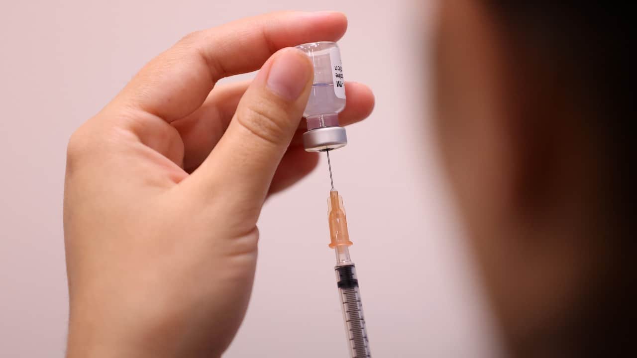Rusia prueba aerosol nasal como vacuna contra COVID-19 para niños