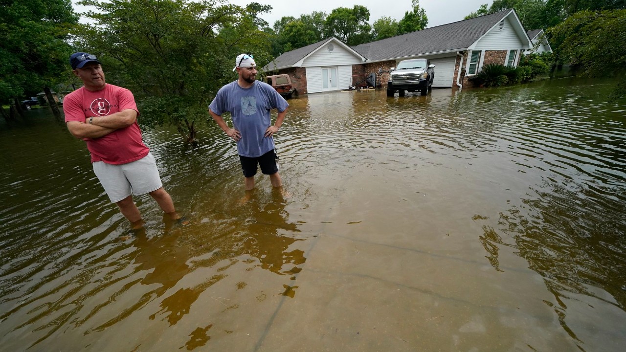 Tormenta tropical 'Claudette' deja 12 muertos en Alabama