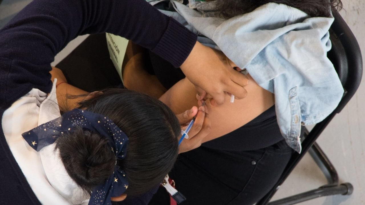 Vacunación a personas del 40 a 49 años, en la alcaldía Coyoacán